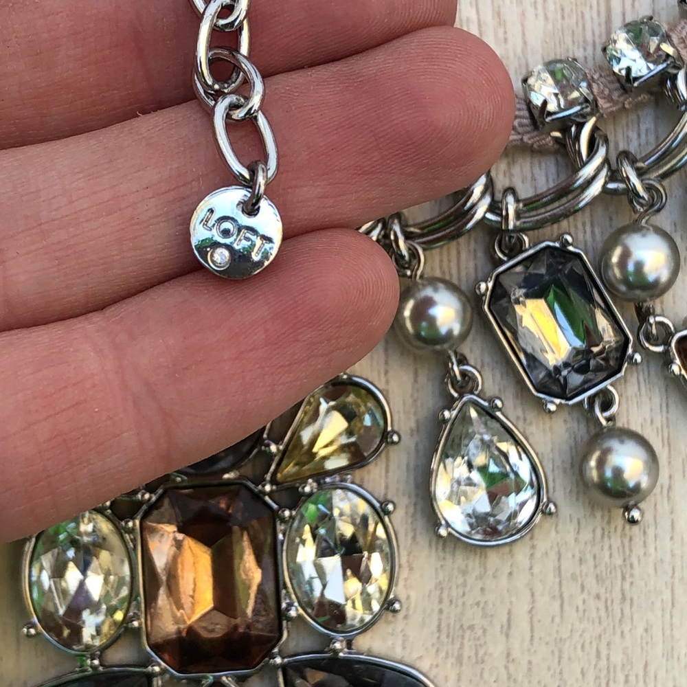 LOFT Neutral Rhinestone Necklace - Picture 12 of 14